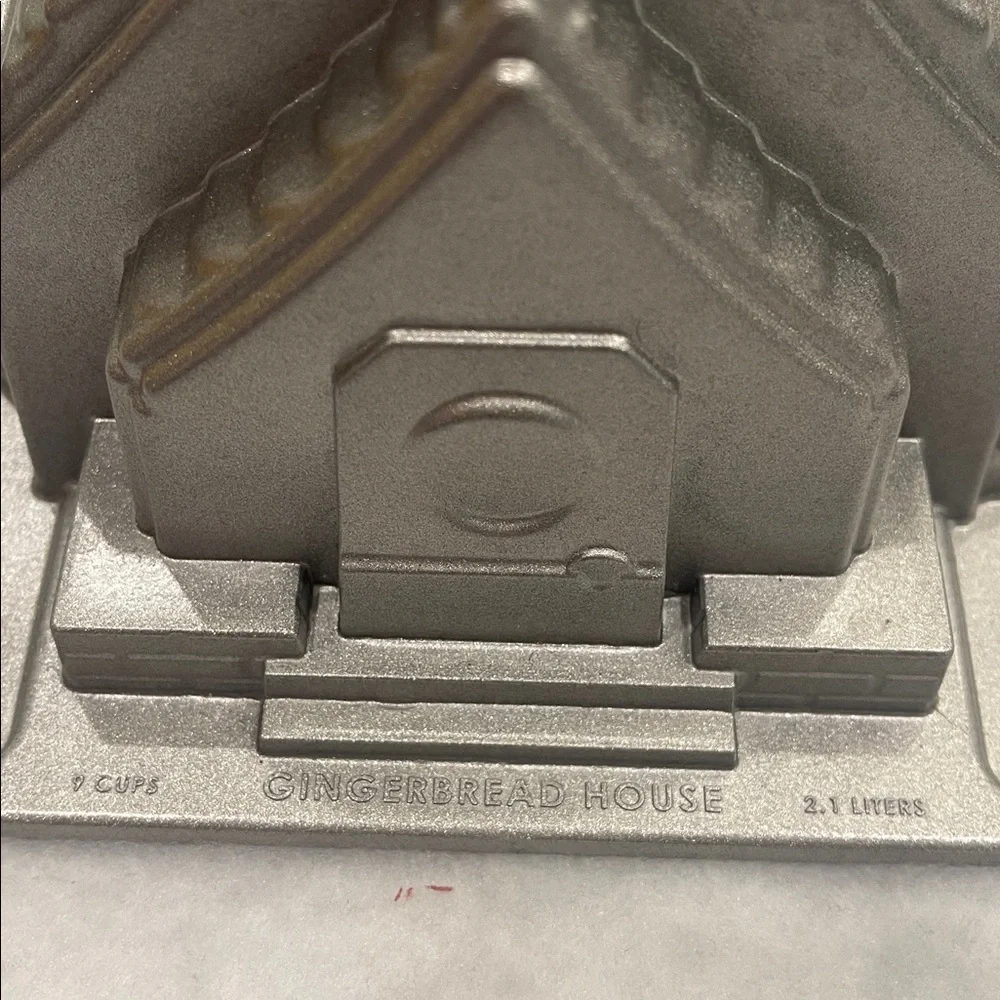 Nordic Ware Silver Gingerbread House Duet Cake Pan new